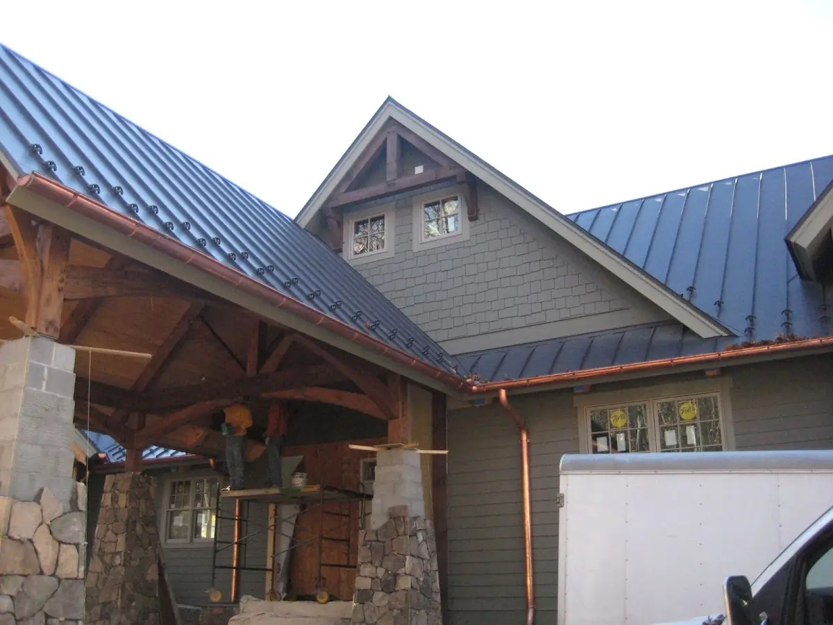 Craftsman Roofing team delivering quality roofing work in Heritage Village